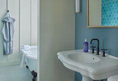 其他 4 Hutton Brickyards Riverfront Hotel + Venue