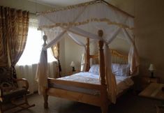 Others 3 Captivating 3-bed Villa