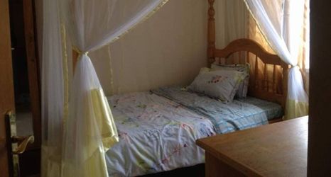 Others 2 Captivating 3-bed Villa