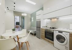 Khác 7 Central Apartment 1 near Old Town & Bus Station