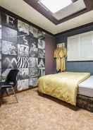 Room Sillim Castle