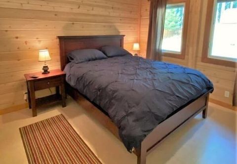 อื่นๆ Tatoosh Base Camp