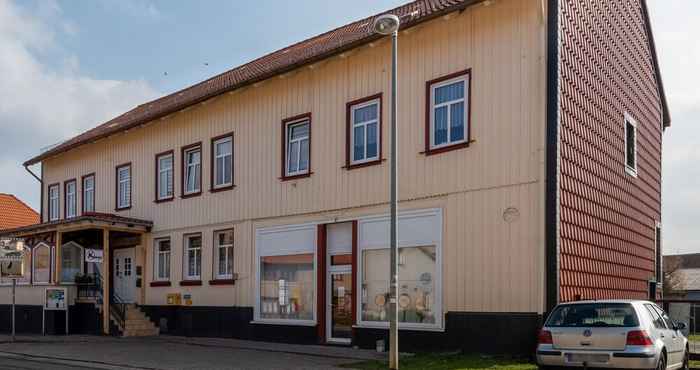 Lainnya Bright and Spacious Apartment With Separate Entrance in Blankenburg in the Harz Mountains