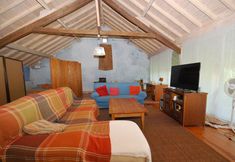 Others 7 Vintage Farmhouse in Soudos Lisbon With Pool