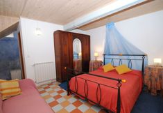 Others 5 Vintage Farmhouse in Soudos Lisbon With Pool