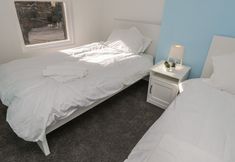 Others 3 47A Baxtergate