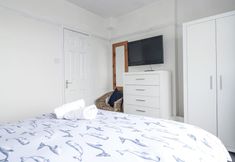 기타 7 The Three Tees