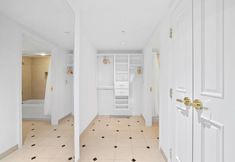 Lainnya 7 Modern 2BR 3BA Condo on the Boardwalk by Cozysuites