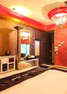 Room Muan New Drive In Hotel