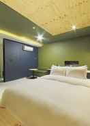 Room Suwon Guundong Wol