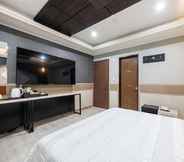 อื่นๆ 5 Gwangju Chungjangro Regency