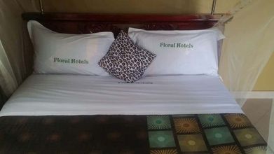 Others 4 Floral Hotel