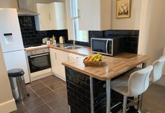 อื่นๆ 7 Elegant 2 Bed Georgian Apartment in Herne Bay