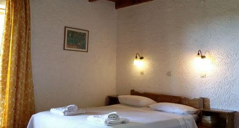 Others 2 Beautiful Cottage in S West Crete Near the sea