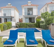 Khác 5 Villa Suri, Luxury Seafront Villa