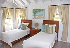 Lainnya 4 This is a Beachfront 3 Bedroom, 3 Bathroom Villa, Family-friendly Activities