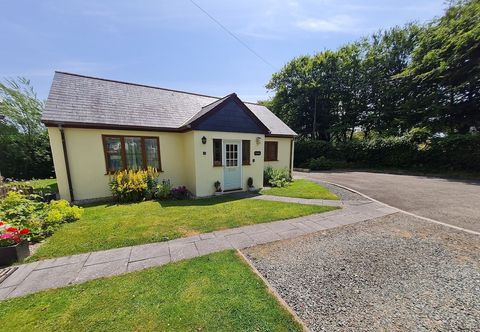 อื่นๆ 2-bed Cottage, Sleeps 5, Pets Ok, Close to Coast