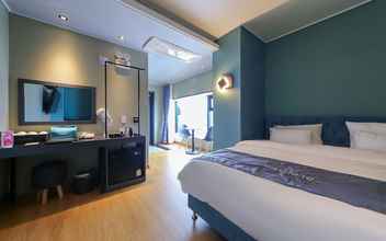 อื่นๆ 4 Busan Gwangalli Hotel Raum 103