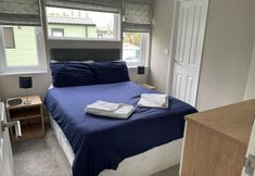 Others 2 Beautiful and Tranquil Lakeside Lodge - Sleeps 5