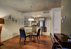 Lain-lain 6 Corporate Stays La Garde Apartments