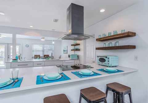 Others Arlington Park Beautifully Renovated Home