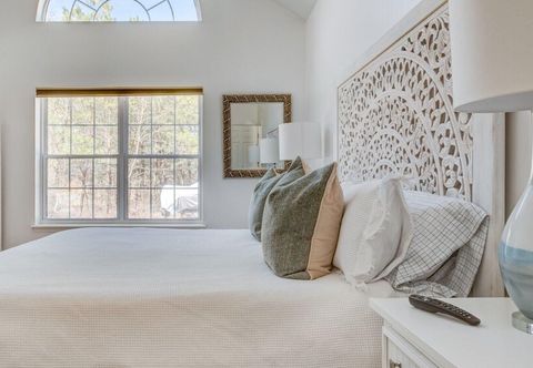 Others Sugar Loaf Serenity