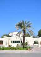 Imej utama Umm Al Quwain Beach Hotel