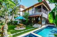 Others 3 Bedroom Authentic Villa In Canggu