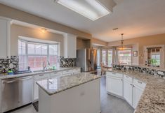 Others 7 Family Friendly Spacious Home with Backyard Pool by Redawning