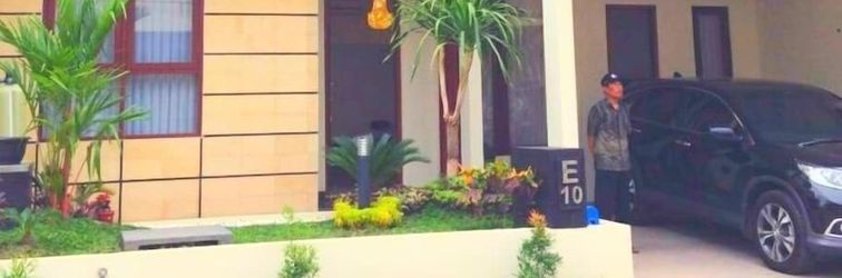 Others Fams Homestay by FH Stay