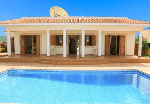 Others Achilles Beach Villa Thio Large Private Pool Walk to Beach Sea Views A C Wifi Car Not Required - 2110