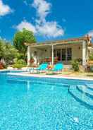 Primary image Villa Tassoula Large Private Pool Walk to Beach Wifi - 2830