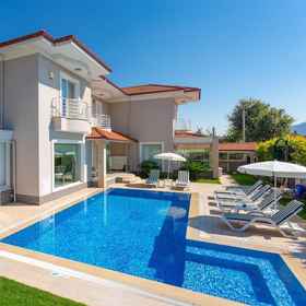 Room1涅槃別墅大型私人泳池空調無線網路無需車輛環保 - 2832，Ortaca飯店