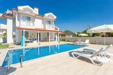 อื่นๆ Villa Mina Large Private Pool A C Wifi Car Not Required Eco-friendly - 2834