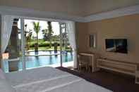 Lainnya Room in Villa - Kori Maharani Villas - Lagoon Pool Access 4