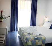 Others 6 Pizzo Calabro Resort Big Triple Room