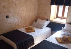 其他 7 Impeccable 2-bed House in Fátima