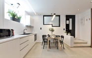 Others 5 Phaedrus Living: City Center Luxury Flat Skoufa