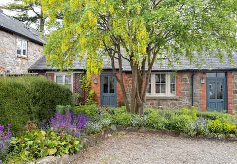 Lain-lain Courtyard Cottage