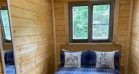 Others 2 Immaculate Cabin 5 Mins to Inverness Dog Friendly