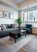 Primary image Gorgeous Modern Downtown Condo