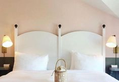 Others 2 The Chequit