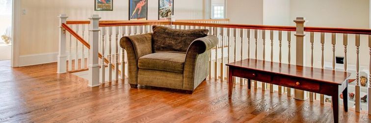 Khác Traditional East Hampton Estate