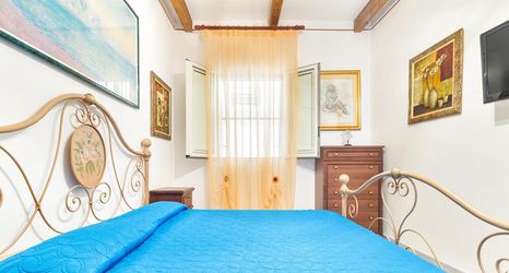 อื่นๆ 2 2147 Villa Giulia & Sara