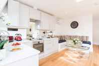 Others Luxury Flat With SW Balcony in Fulham Broadway