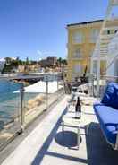 Primary image Beachfront Villa Sorrento