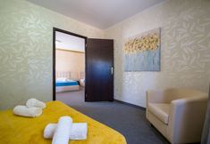 Khác 6 Family Deluxe For 5