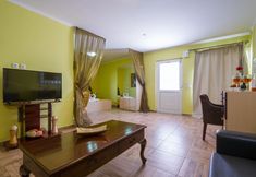 Khác 3 Family Deluxe For 5