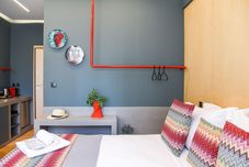 기타 Central 44 Wow Casual Suite