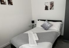 Khác 2 Beautiful 3-bed House in Wolverhampton